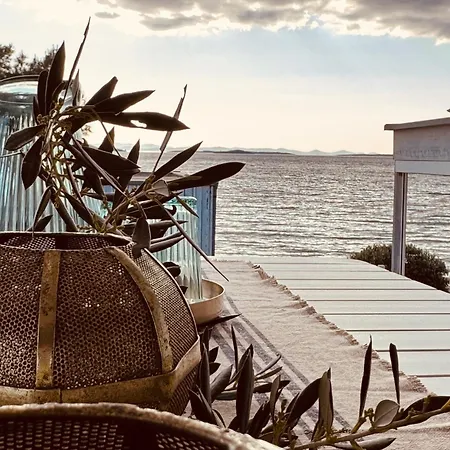 Buqez Eco - House 17 - Seaview * Drage