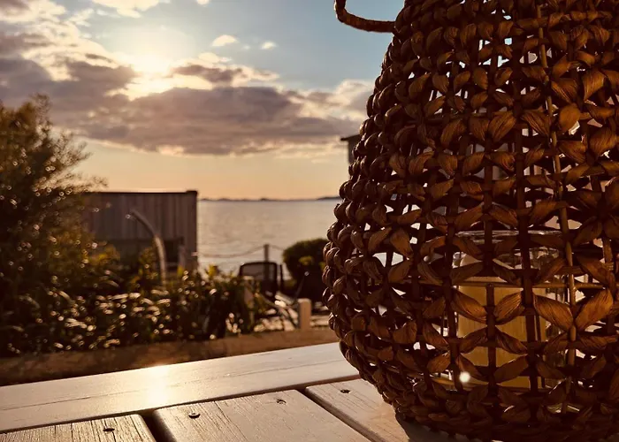 Willa Buqez Eco - House 17 - Seaview Drage
