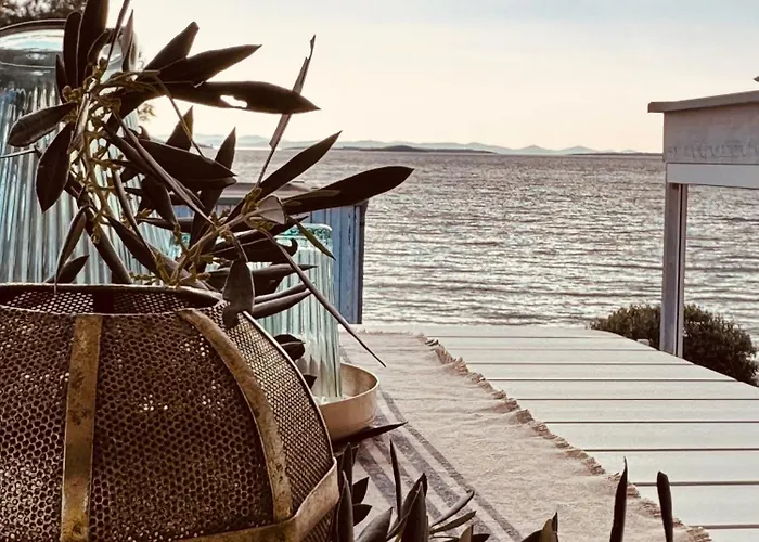 Buqez Eco - House 17 - Seaview * Drage
