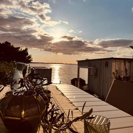 וילה Buqez Eco - Calm House 17 דראגה