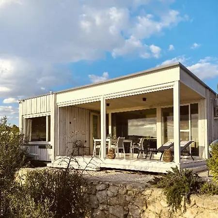 Buqez Eco - House 17 - Seaview فيلة